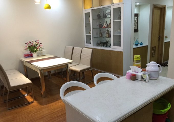 Cho thuê căn hộ tại CC 27 Huỳnh Thúc Kháng, 130m2, 3 PN, giá thuê 13 tr/th, LH: 0981497266