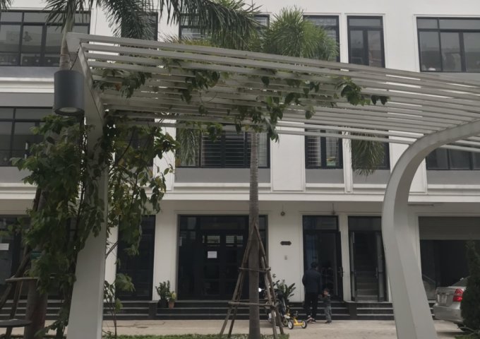 Cho thuê tầng 1 Căn B1-28  i Dự án Vinhomes Gardenia, Đường Hàm Nghi ,Nam Từ Liêm, Hà Nội diện tích 94m2