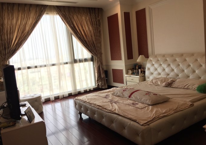 Cho thuê căn hộ chung cư Fafilm- Ocenbank, số 19 Nguyễn Trãi diện tích 90m2, 2 phòng ngủ, giá 9tr/tháng. Call 0987.475.938. 