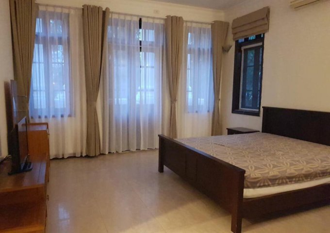 Cho thuê căn hộ chung cư Fafilm- Ocenbank, số 19 Nguyễn Trãi diện tích 96m2, 2 phòng ngủ, Full nội thất giá 11tr/tháng. Call 0987.475.938. 