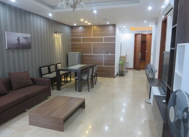 Cho thuê căn hộ chung cư Hà Nội Center Point số 81 Lê Văn Lương, diện tích 90m2, 3 phòng ngủ, giá 12tr/tháng. Call 0987.475.938. 