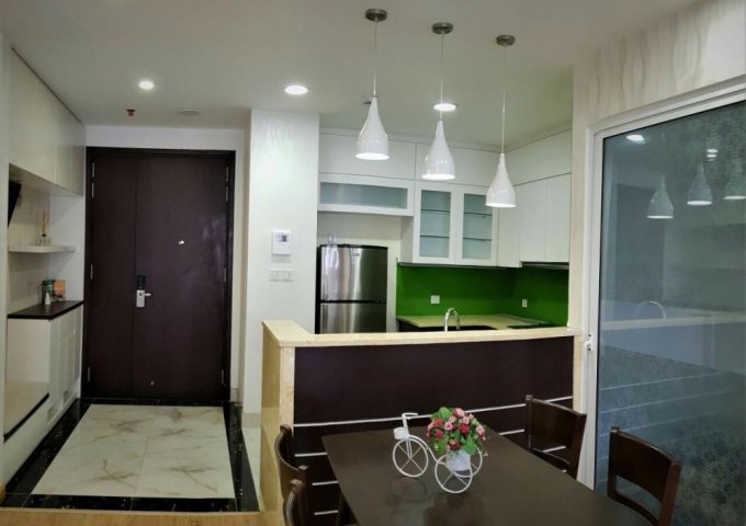 Cho thuê căn hộ 2PN tòa Hòa Bình Green City 505 Minh Khai đầy đủ nội thất giá 12 triệu / 1 tháng LH zalo Bùi Cường : 0942 909 882.