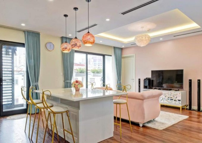 0378.182.667 Cho thuê căn hộ The Legend - 109 Nguyễn Tuân 120 m2 - 3 phòng ngủ đầy đủ nội thất đẹp - sang trọng, giá 16 triệu/tháng.