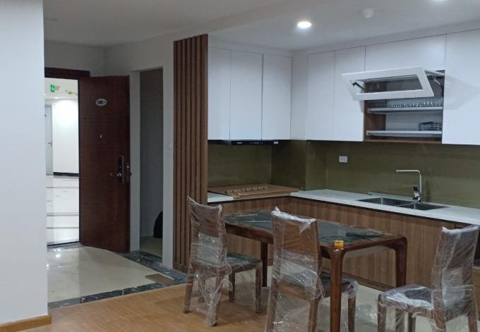 0378.182.667 Cho thuê căn hộ StarCity - 81 Lê Văn Lương 120 m2 - 3 phòng ngủ đầy đủ nội thất đẹp - sang trọng, giá 16 triệu/tháng.