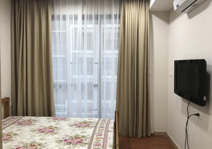 0378.182.667 Cho thuê căn hộ Golden Palm - 21 Lê Văn Lương 70 m2 - 2 phòng ngủ đầy đủ nội thất đẹp - sang trọng, giá 13 triệu/tháng.