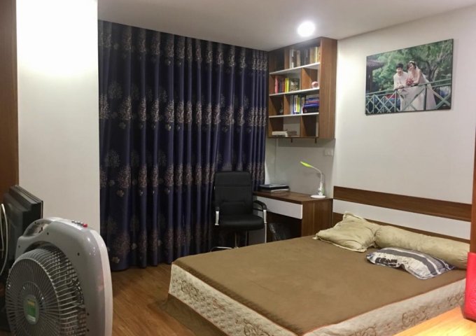 0378.182.667 Cho thuê căn hộ Sông Hồng Parkview - 165 Thái Hà 140 m2 - 3 phòng ngủ đầy đủ nội thất đẹp - sang trọng, giá 15 triệu/tháng.