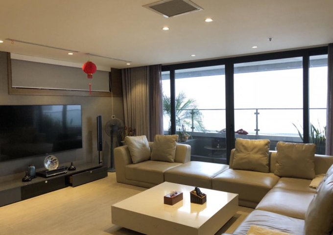 Cho thuê căn hộ chung cư tòa nhà 183 Nguyễn Lương Bằng diện tích 70m2, 2 PN, giá 10tr/th