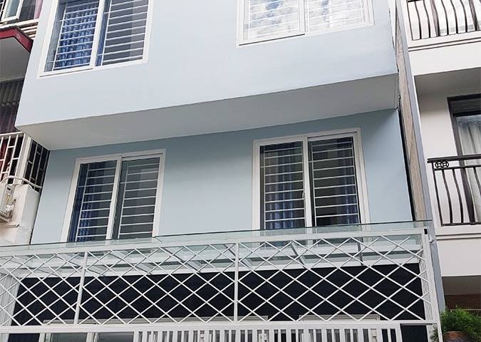 4-	Cho thuê ngay trong dịp tết căn hộ mới hoàn thiện tại phố tây 111/5 Hùng Vương,Nha Trang