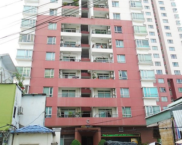 Cần cho thuê chung cư Phúc Thịnh, Q. 5, 71m2, 2PN, nội thất cao cấp, giá thuê 12.6 triệu/th