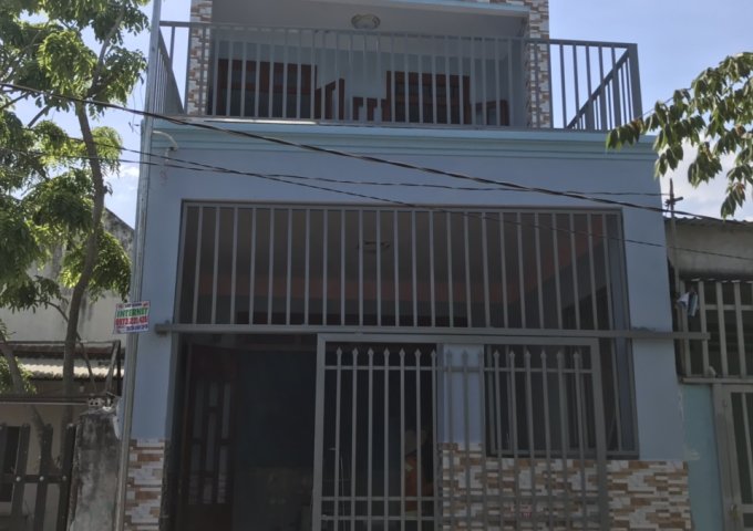 Cần bán căn nhà 1 trệt 1 lầu kế ủy ban nhân dân phường Tân Hiệp, Tân Uyên, Bình Dương