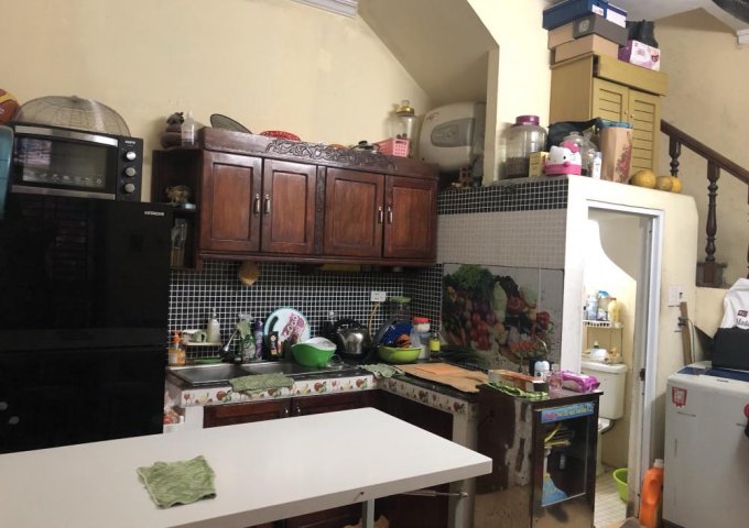 Cần bán gấp nhà riêng ngõ 71 phố Tân Ấp, Quận Ba Đình, Hà Nội