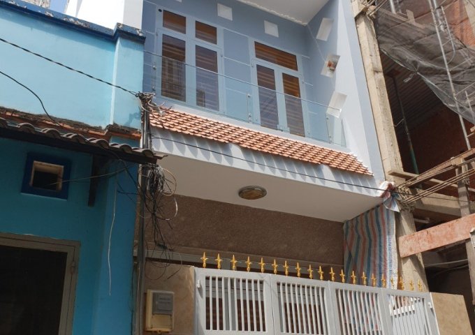 Bán nhà 93/6D Phùng Tá Chu, quận Bình Tân