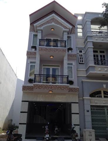 Nhà 1 trệt 2 lầu đường Phan Văn Hớn, Hóc Môn, giá 1tỷ150tr, diện tích: 5x18m