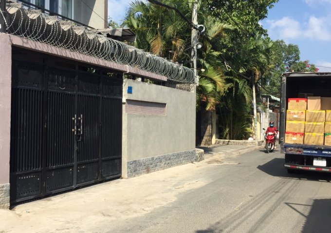 Cho thuê phòng trọ ngay nhà thờ Tam Hà, Thủ Đức, DT 12m2, giá 1,5 triệu.