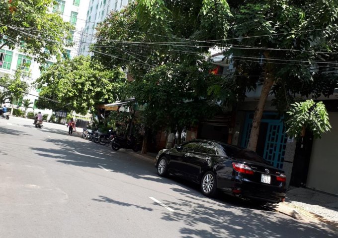 Bán nhà đẹp, giá rẻ, 3 lầu, đường 27, KDC An Phú Hưng, phường Tân Phong, quận 7