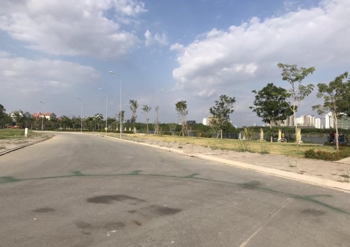 Bán đất mặt tiền đường Nguyễn Tri Phương nối dài hạ tầng hoàn thiện, sổ hồng riêng, DT 100m2.