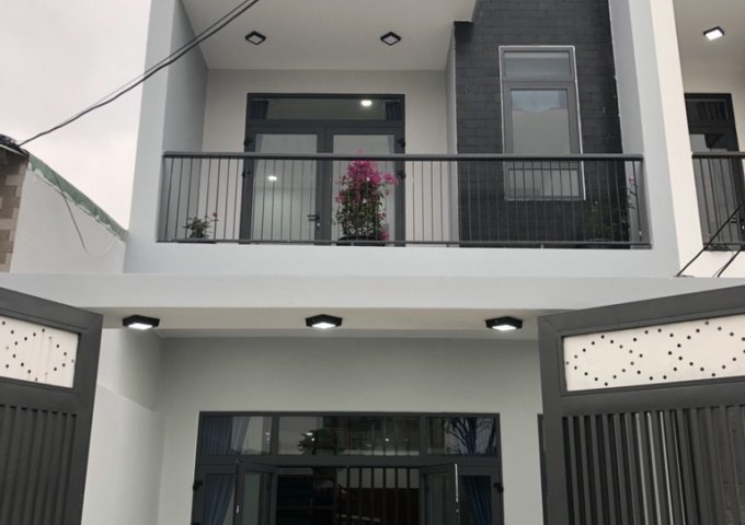 Bán nhà 3 tầng, lô 26, B1.28 đường Hà Bồng, P. Hòa Xuân, Q. Cẩm Lệ