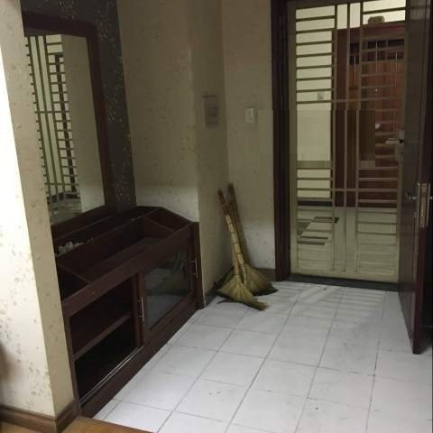 Dư nhà ở, cần cho thuê căn hộ chung cư Phúc Thịnh số 341 Cao Đạt, Quận 5