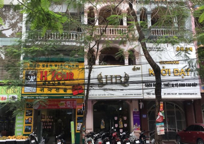 Cho thuê nhà mặt đường Văn Cao, MT 9.5m, DT: 190m2, 4 T làm nhà hàng