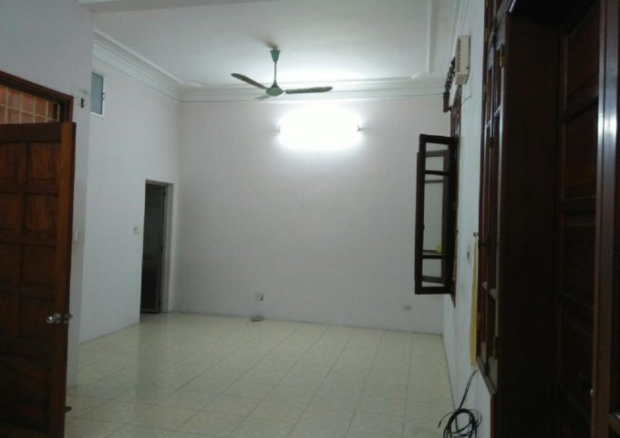 Cho thuê nhà riêng ngõ 12 Nguyễn Phúc Lai, 65m2, 4 tầng, hợp làm văn phòng, lớp học