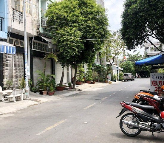Cần bán nhà 2 lầu mặt tiền đường Số 19, P. Tân Quy, Q7