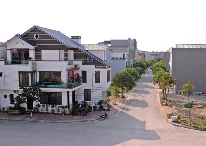 Bán đất khu A Nam Đầm Vạc, Khai Quang, Vĩnh Yên, hướng Đông Bắc. Giá 1,4 tỷ, LH: 0989916263