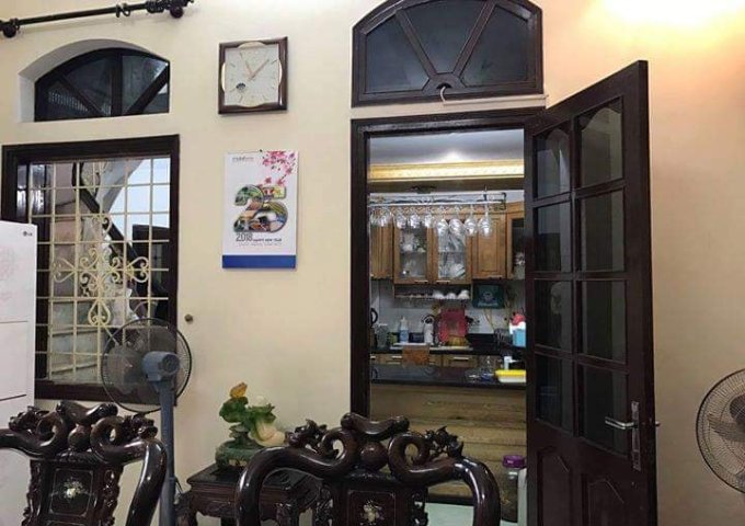 Cho thuê nhà tại Nguyễn Lương Bằng ở, làm VP 10,5tr