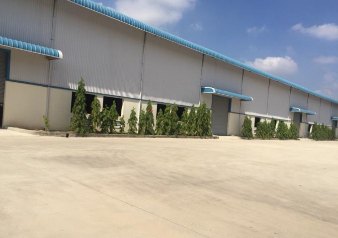 Bán nhà xưởng 4500m2 mặt đường 6 khu công nghiệp Phú Nghĩa 4.5 tr/m2