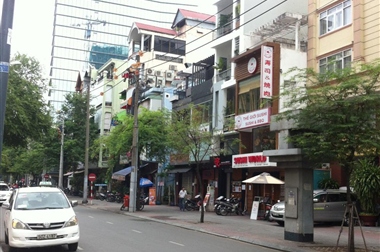 Bán nhà mặt tiền đường Nguyễn Thị Thập, Phường Tân Quy, DT : 10x24, gần Lottemart, chỉ 230tr/m2
