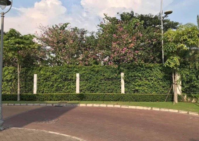 Cần bán Biệt thự lâu đài Chateau Phú Mỹ Hưng, Quận 7 - 95 tỷ 