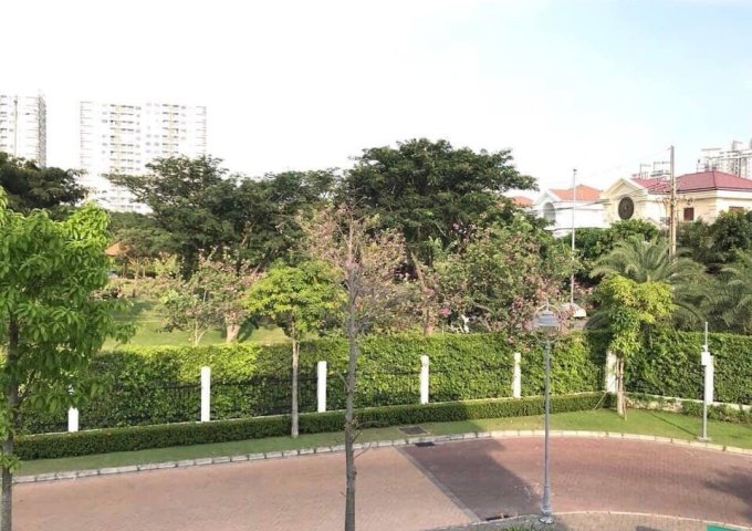 Cần bán Biệt thự lâu đài Chateau Phú Mỹ Hưng, Quận 7 - 95 tỷ 