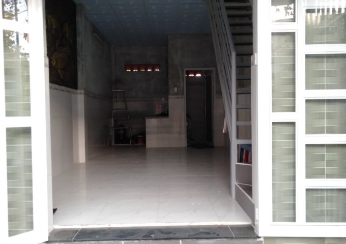 Bán nhà Vĩnh Phú, 1 trệt 1 lầu, 3,2x10m, giấy sang tay, đường xe hơi, giá 1,2 tỷ, LH 0968194529
