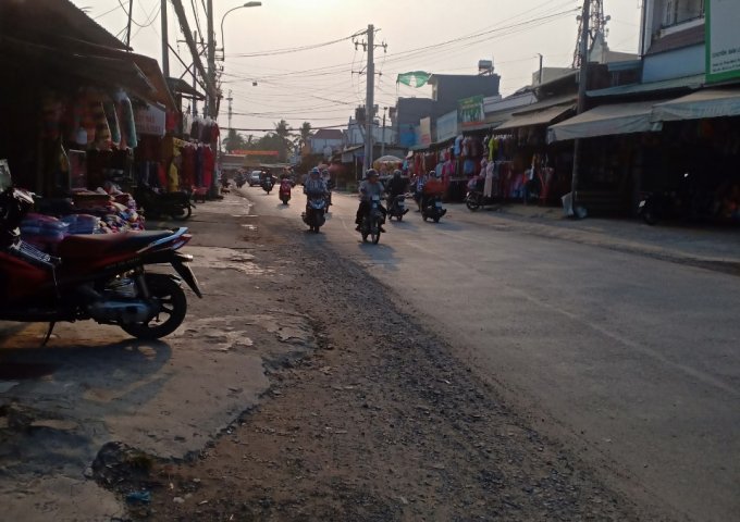 Bán nhà kinh doanh mặt tiền đường Võ Văn Hát gần chợ, P. Long Trường, quận 9