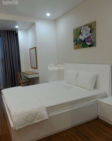 Cho thuê căn hộ chung cư Saigon Pearl, 3 phòng ngủ, nội thất châu Âu, giá 28 triệu/tháng