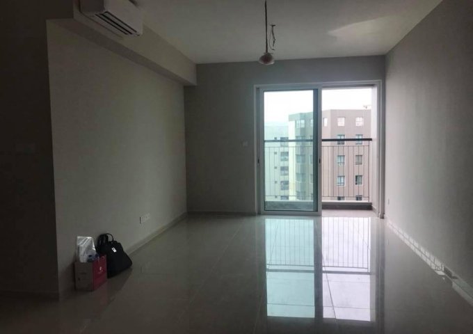 Cho thuê căn góc chung cư Seasons Avenue- Mỗ Lao, 100m2, 3PN, có rèm cửa, giá 11 tr/tháng