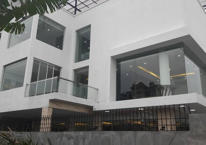Biệt thự Villa mặt Hồ Tây, khu 1.3 ha, Quảng An - Tây Hồ, Làm việc chính chủ