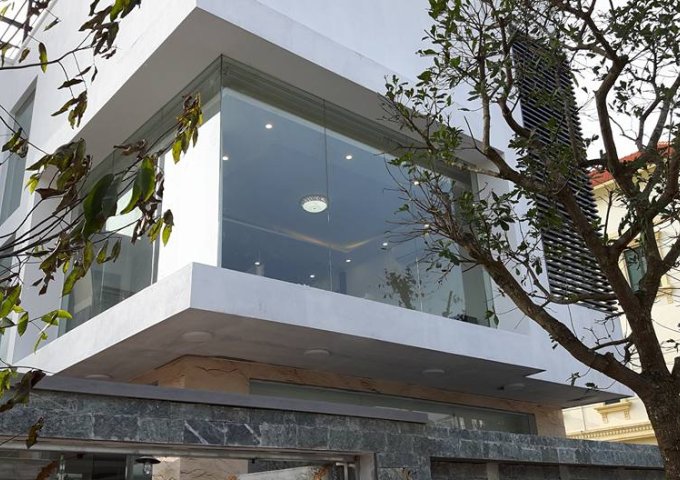 Biệt thự Villa mặt Hồ Tây, khu 1.3 ha, Quảng An - Tây Hồ, Làm việc chính chủ