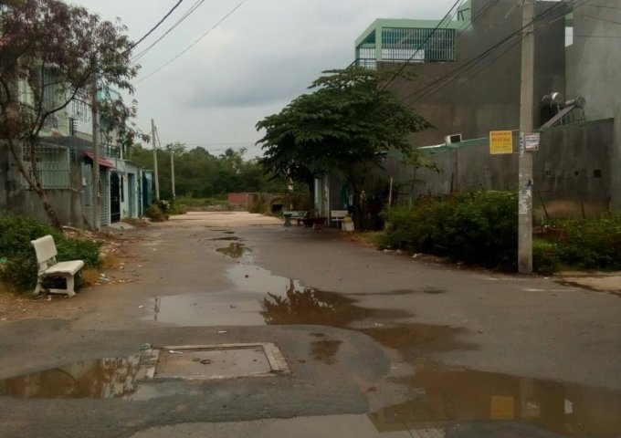 Bán gấp nhà ở Tăng Nhơn Phú B, quận 9, gần Lê Văn Việt, quận 9