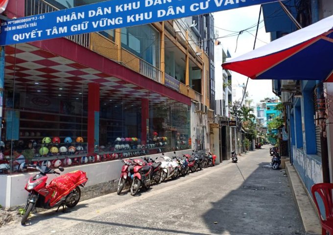 Cho thuê nhà nguyên căn hẻm xe hơi đường Nguyễn Trãi, Phường 3, Quận 5