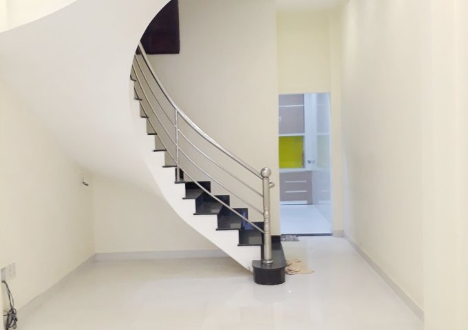 Bán nhà hẻm 166 Dương Bá Trạc Phường 2 Quận 8