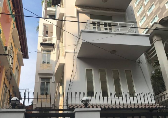 Bán nhà phố đường Nguyễn Tiểu La, góc Nhật Tảo, P8, Q10, (4.3mx13m) 4 lầu. DTCN: 50m2
