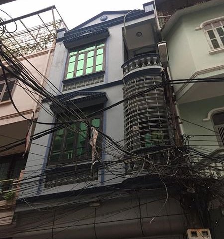 Nhà mặt ngõ phố Trần Quang Diệu, Đống Đa ô tô đỗ cửa thoải mái - làm VP, KD online