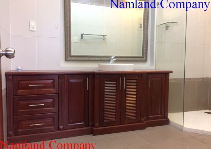 Sang mb trệt 61 Nguyễn Bá Huân,