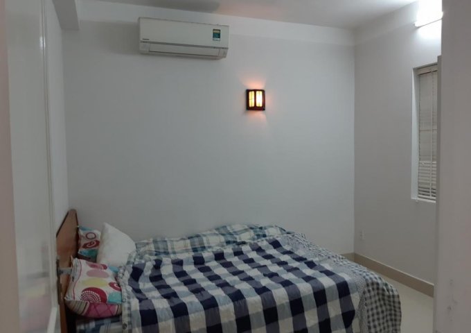 Cho thuê căn hộ CT6, Vĩnh Điềm Trung Nha Trang, 2 phòng ngủ, có ban công giá 8 triệu/tháng