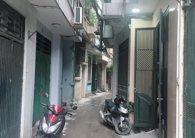 Nhà đẹp phố Lê Văn Lương, 2 mặt ngõ, 50 ra đường ô tô tránh