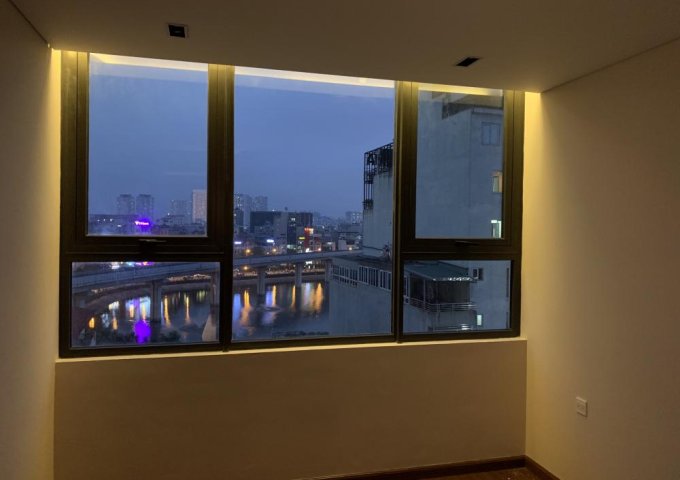 Bán nhanh căn hộ 3PN, 92m2 view hồ, CC Hoàng Cầu Skyline - 36 Hoàng Cầu giá rẻ