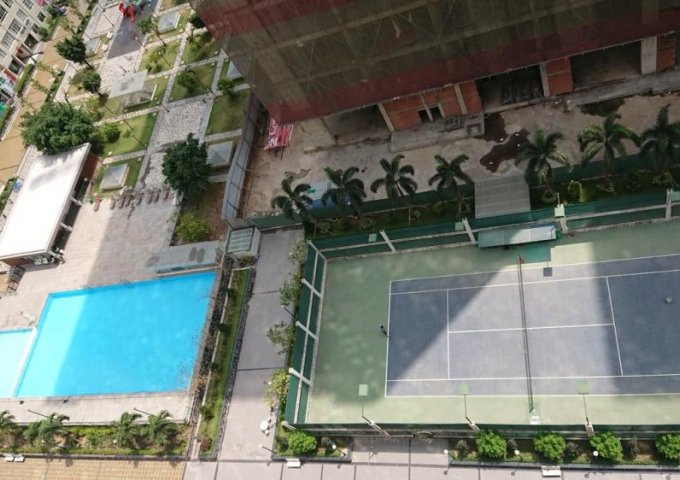 Cần bán căn hộ chung cư Giai Việt Q. 8 DT 82m2, 2PN, đầy đủ nội thất, view hồ bơi, giá bán 2.4 tỷ