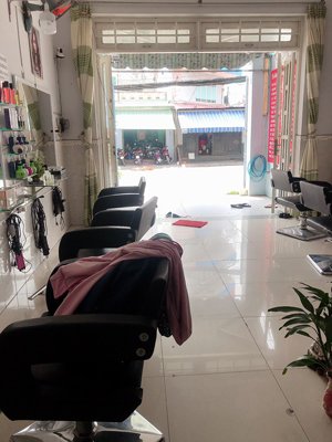 Cần Sang Salon Tóc Nữ Ngay Chợ Tân Hương