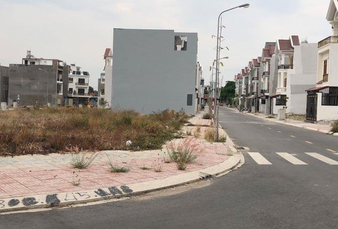 Bán đất nền dự án tại Dự án Khu dân cư Phú Hồng Thịnh 6, Dĩ An, Bình Dương diện tích 60m2 giá 1.8 Tỷ