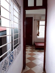 Cho thuê phòng trong ngõ 221 Hoàng Hoa Thám, quận Ba Đình, HN, giá 2,4 tr/tháng